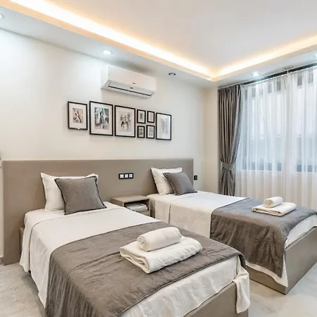 Aysena - Doganin Kalbine Kuecuek Bir Kacamak * Каш