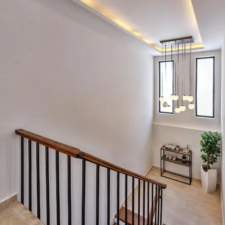 Aysena - Doganin Kalbine Kuecuek Bir Kacamak * Каш